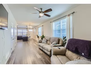 Photo #4: 1001674 Listing