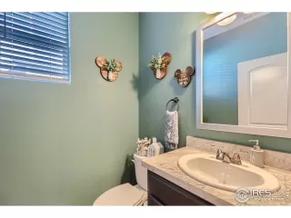 Photo #5: 1001674 Listing