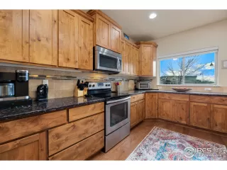 Photo #2: 1001766 Listing