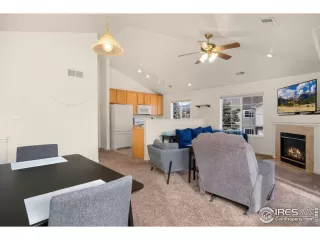 Photo #4: 1001791 Listing