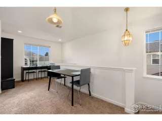 Photo #5: 1001791 Listing