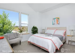 Photo #5: 1001815 Listing