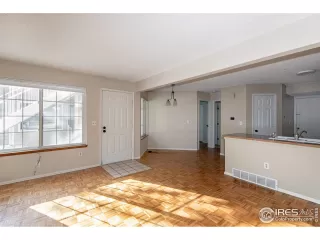 Photo #5: 1001850 Listing