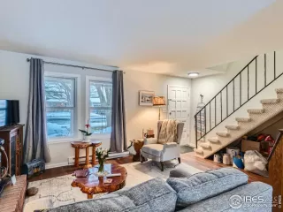 Photo #3: 1001881 Listing