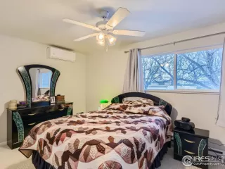 Photo #6: 1001881 Listing