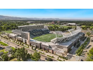 Photo #2: 1001935 Listing