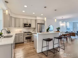 Photo #3: 1001958 Listing