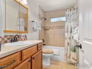 Photo #4: 1001964 Listing