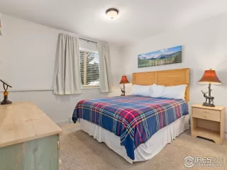 Photo #6: 1001964 Listing