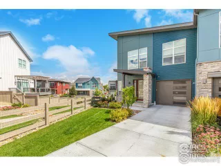 Photo #2: 1002106 Listing