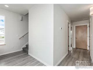 Photo #6: 1002106 Listing