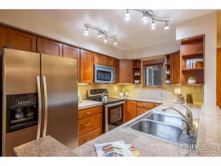 Photo #3: 1002115 Listing