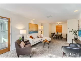 Photo #1: 1002178 Listing