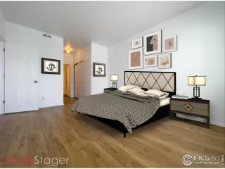 Photo #4: 1002216 Listing