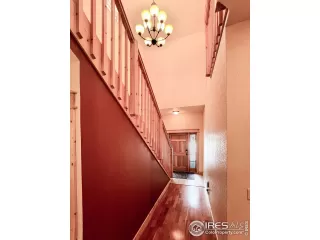 Photo #4: 1002256 Listing