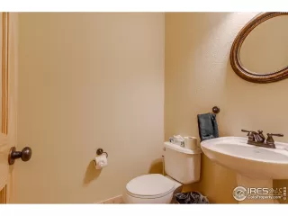 Photo #6: 1002256 Listing