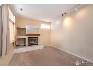 Photo #2: 1002268 Listing