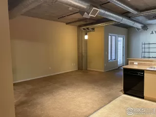 Photo #2: 1002362 Listing