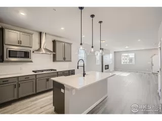 Photo #4: 1002408 Listing 