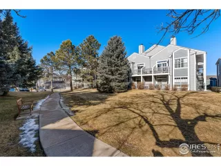 Photo #3: 1002464 Listing