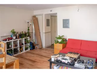 Photo #5: 1002499 Listing