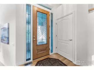 Photo #3: 1002544 Listing