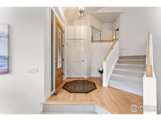 Photo #4: 1002544 Listing