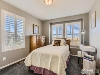 Photo #6: 1002545 Listing