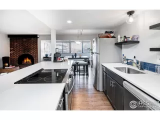 Photo #5: 1002574 Listing 