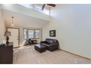 Photo #2: 1002616 Listing