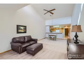 Photo #3: 1002616 Listing