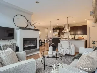 Photo #5: 1002649 Listing