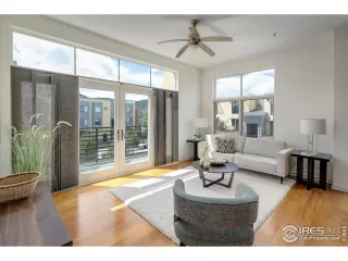 Photo #4: 1002698 Listing 