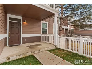 Photo #3: 1002735 Listing