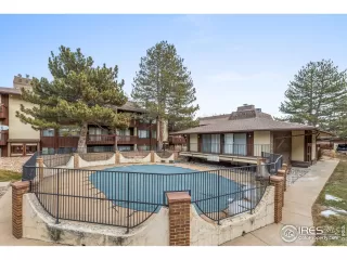 Photo #2: 1002780 Listing