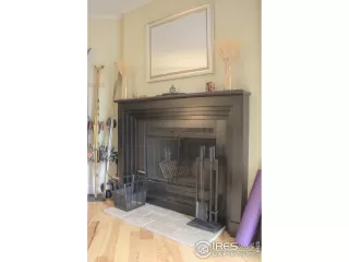 Photo #6: 1002812 Listing