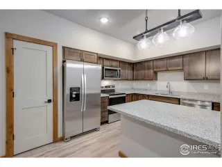 Photo #2: 1002827 Listing 