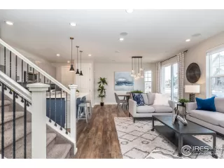 Photo #3: 1002844 Listing