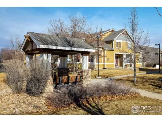 Photo #2: 1002988 Listing