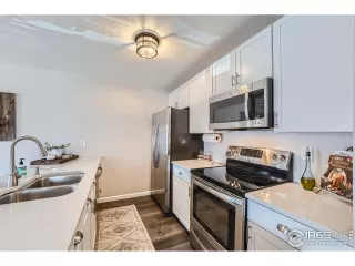 Photo #4: 1003052 Listing