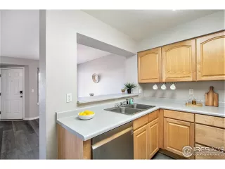 Photo #5: 1003059 Listing