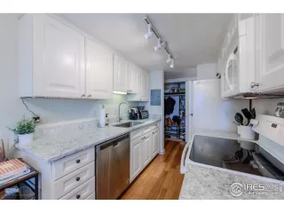 Photo #1: 1003075 Listing