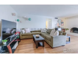 Photo #4: 1003075 Listing