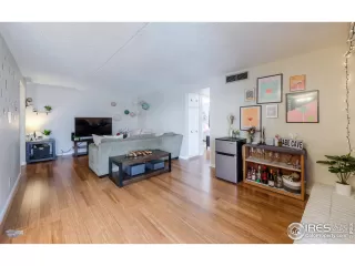 Photo #5: 1003075 Listing