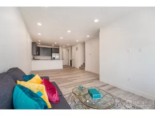 Photo #4: 1003080 Listing