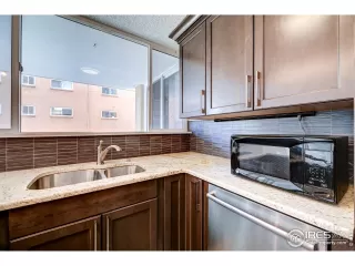 Photo #4: 1003082 Listing