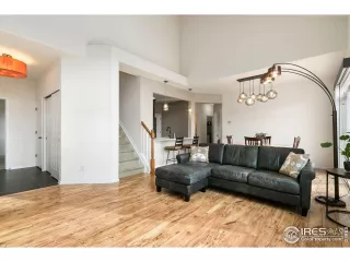 Photo #2: 1003104 Listing