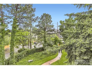 Photo #2: 1003189 Listing