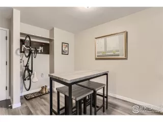 Photo #6: 1003189 Listing