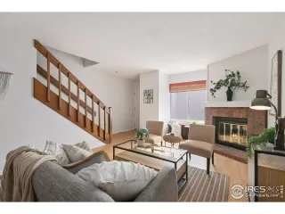 Photo #2: 1003195 Listing